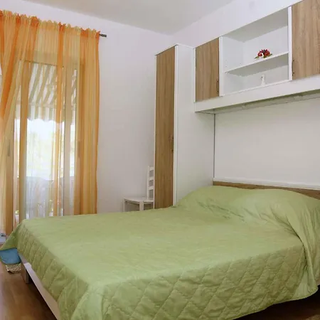 公寓 Jozica In - Insel Korcula 6371 *